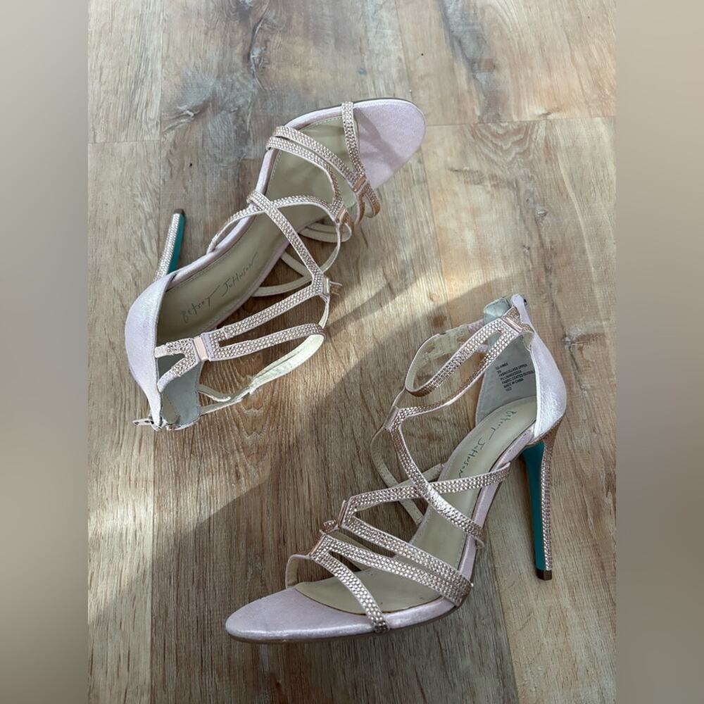 Betsy Johnson blush pink Aimee heel sandals - Picture 8 of 14